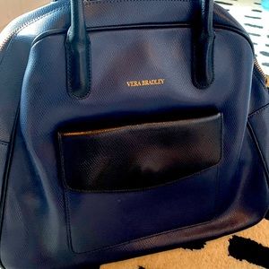 Vera Bradley purse that can either hang or be a clutch